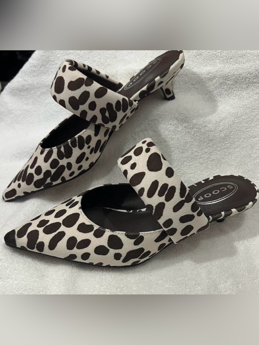 Printed Pointed-Toe Mule with Low Heel - Brown & White